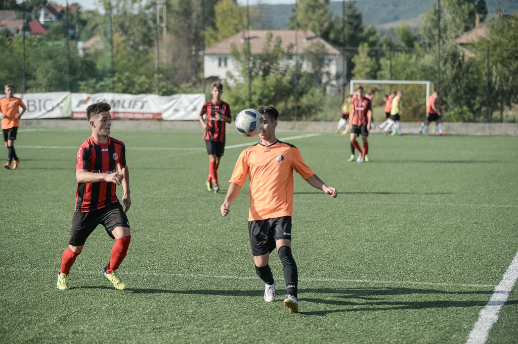 szfc--csik-u19-ba-4_or