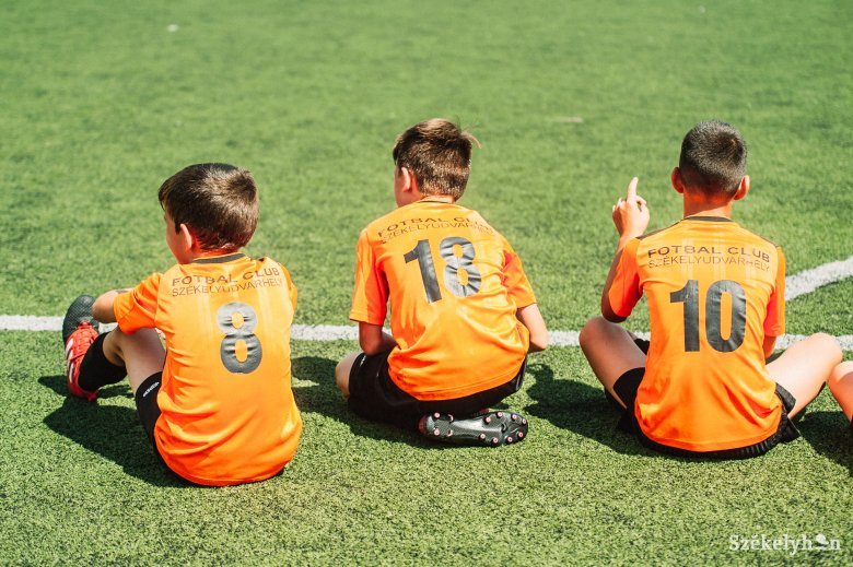 b_utanpotlas-foci-szekely-magyar-gn